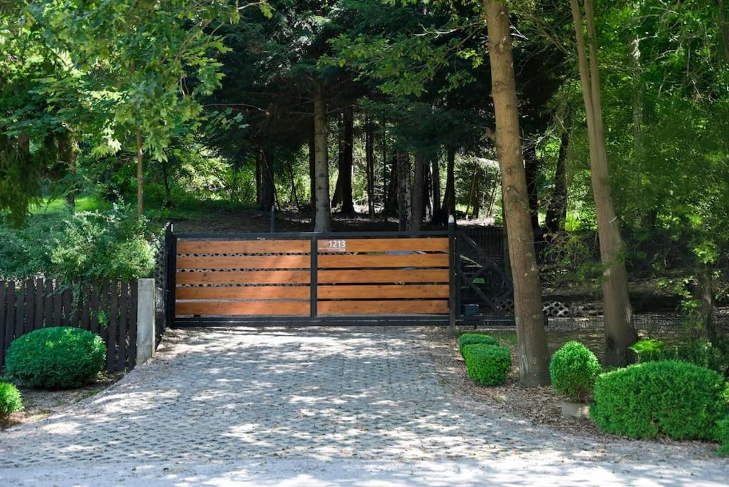 Polana Slowikowa 5 Star- Domek W Gorach Z Jacuzzi, Sauna,Basen,Ogrod Z Lasem, Kominek I Narty Stroza  Buitenkant foto